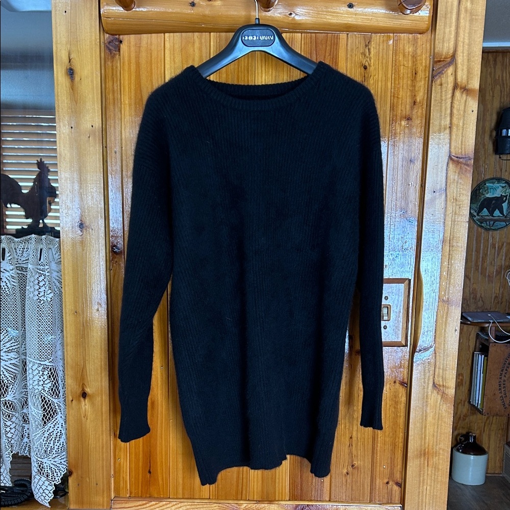 Classic Black Women's Cashmere Sweater